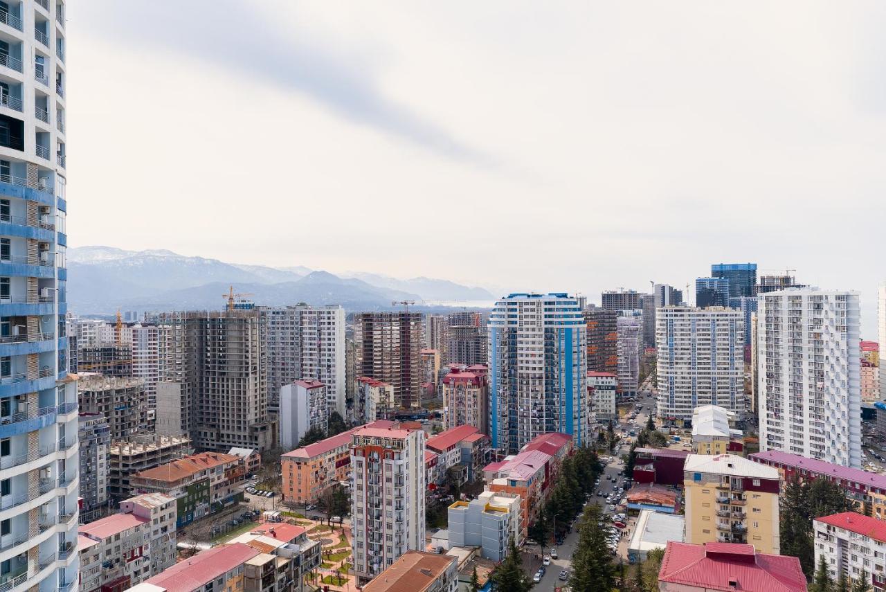 Happy Apartments Batumi Exteriör bild